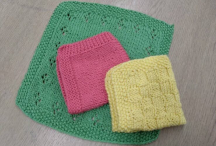 手編みのハンカチタオル1